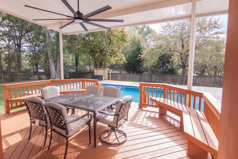 Pool and Hot Tub Oasis with Coastal Vibes Near AU House in Anderson