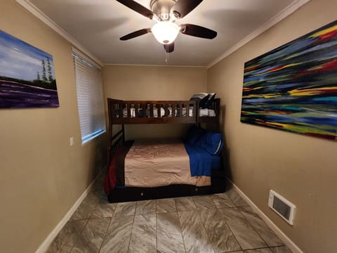 The ArtFull Apartment in Kent