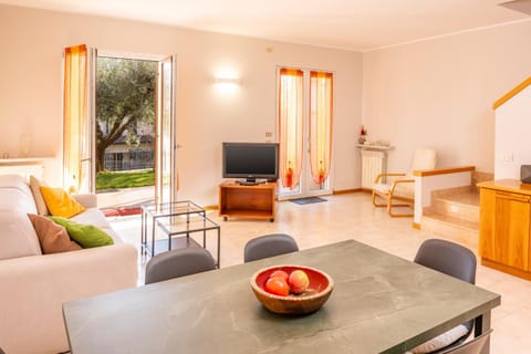 Villetta Anna Apartment in Cavaion Veronese