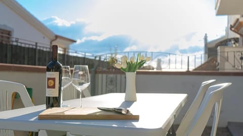 New APT La Caletta, Comfort and Veranda with Sea View Apartment in La Caletta