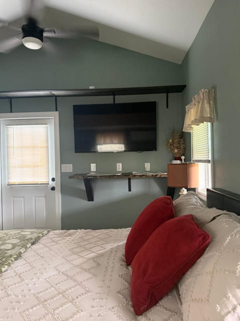 Bed, TV and multimedia