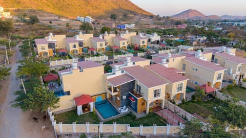 Property building, Bird's eye view