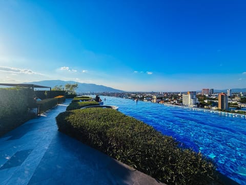 View (from property/room), Mountain view, Swimming pool