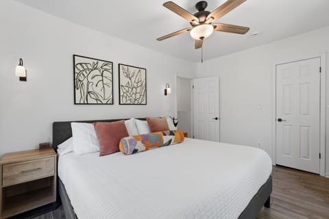 Bed, Bedroom