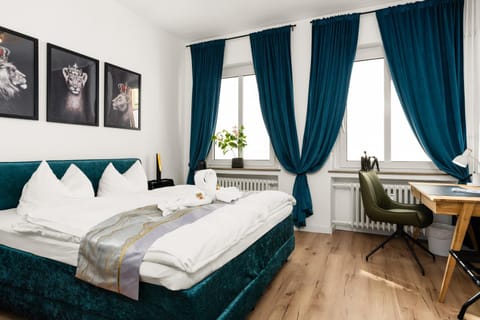 Bed, Bedroom, cot