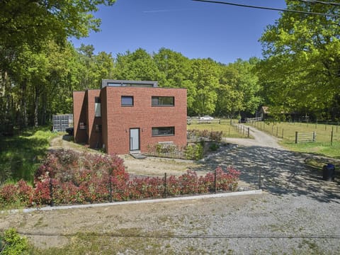 Property building, Summer