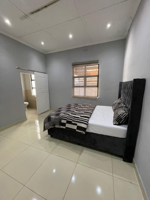 Davidson Lodge Bed and Breakfast in Cape Town