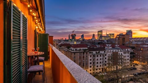 Property building, Day, View (from property/room), Balcony/Terrace, City view, Sunrise, Sunset