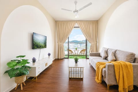 Communal lounge/ TV room, TV and multimedia, Living room