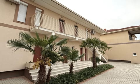 Property building, Day