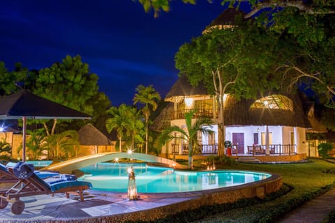 Property building, Night, Garden, Garden view, Pool view, Swimming pool