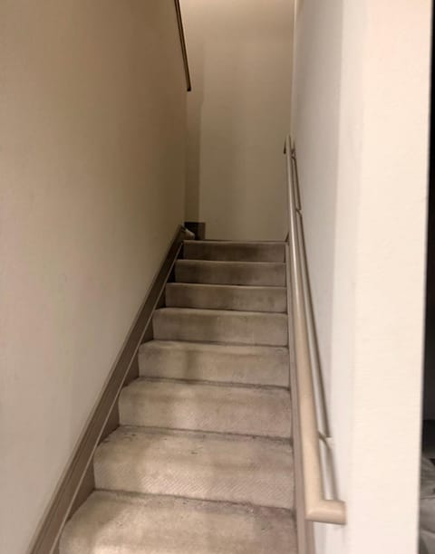 Budget Luxury - Park - Shared living space - Master Room Vacation rental in Addison