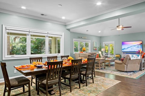 5BR Family Steps to Beach w Private Pool Spa & Game Room House in South Forest Beach