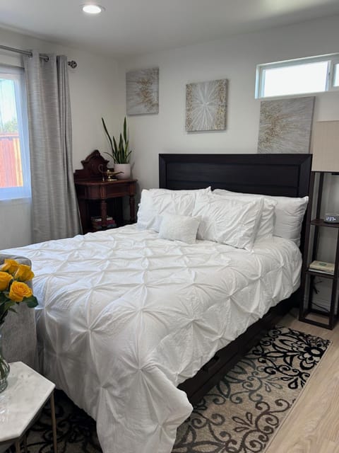Bed, Bedroom