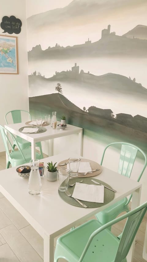 Dining area, Breakfast