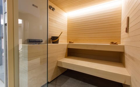 Sauna, Spa and wellness centre/facilities