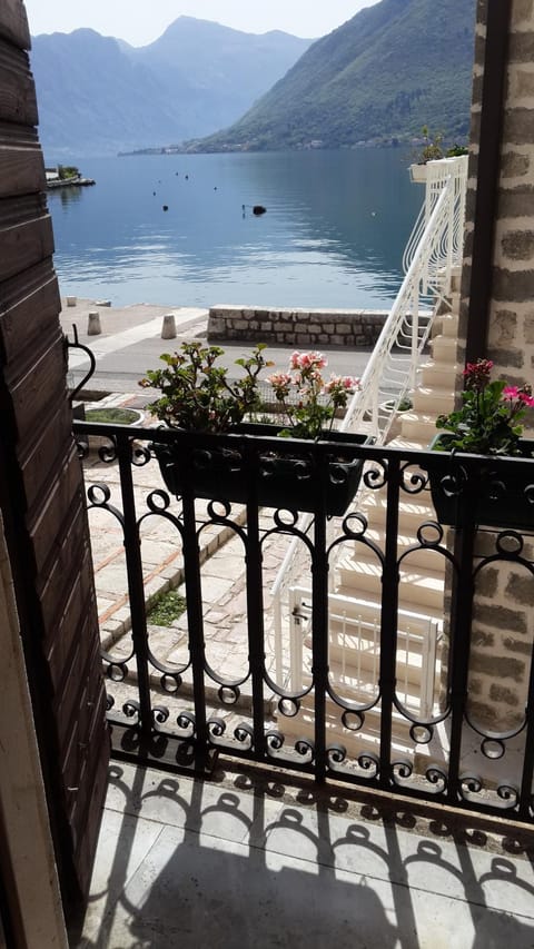 Property building, Natural landscape, View (from property/room), Balcony/Terrace, Sea view