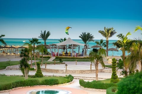 Nearby landmark, Spring, Day, Natural landscape, Beach, Pool view, Sea view, Swimming pool