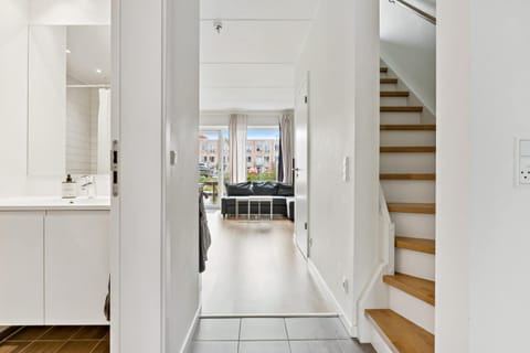 Modern Townhouse With Private Outdoor Area - 2BR Apartment in Copenhagen