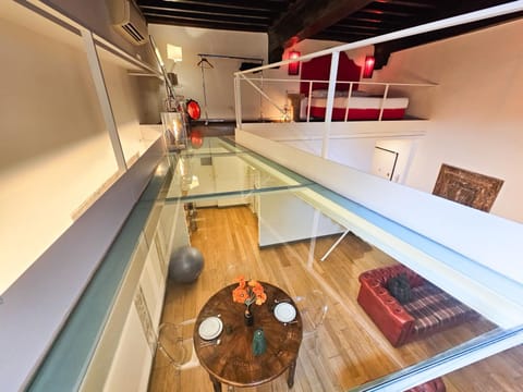 Bed, Living room, Photo of the whole room