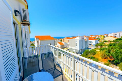 Balcony/Terrace, Seating area, Sea view