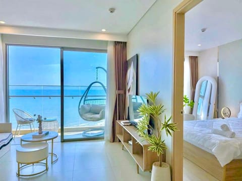 Sea view, Sea view
