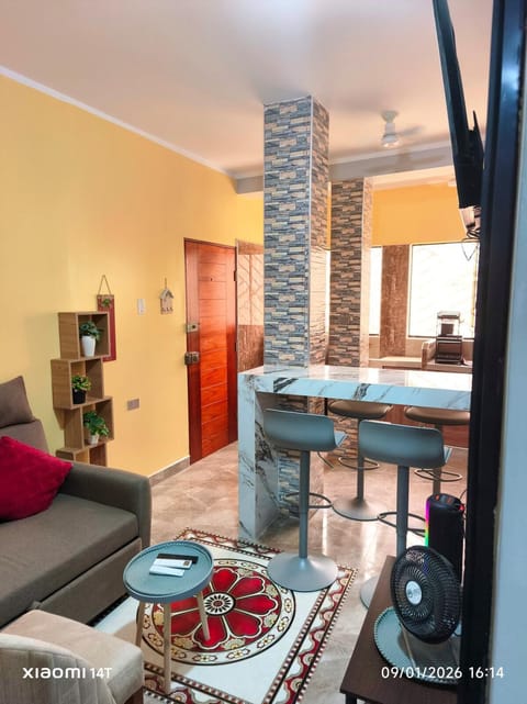 TV and multimedia, Living room, Dining area
