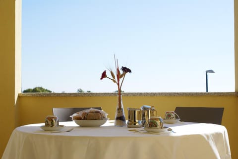 Property building, Balcony/Terrace