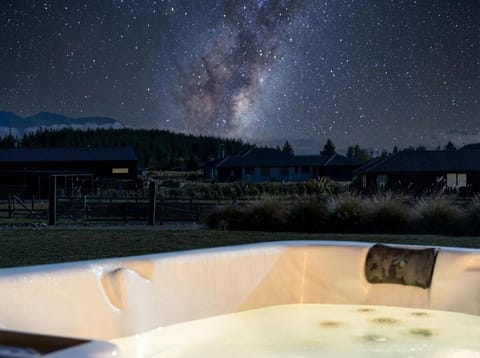 Night, Hot Tub