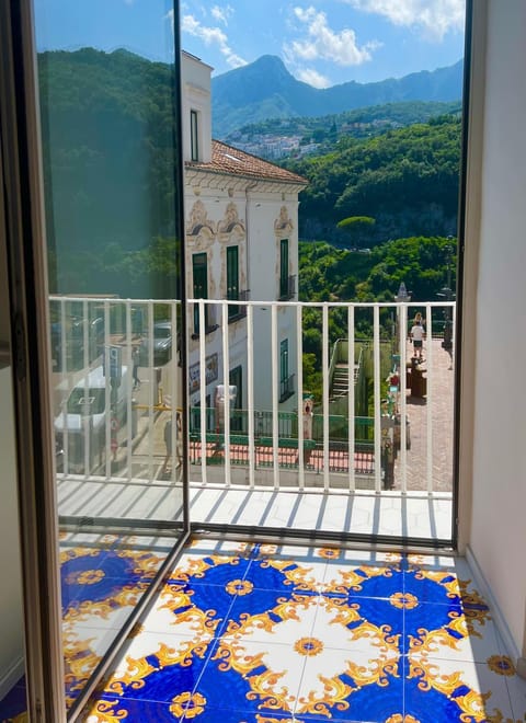 Communal lounge/ TV room, Communal kitchen