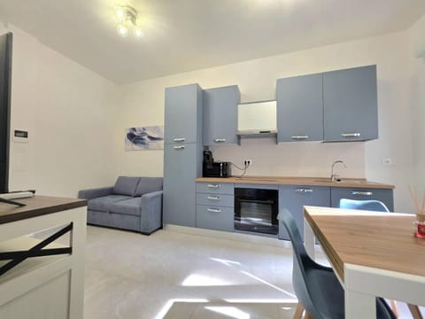 Living room, kitchen