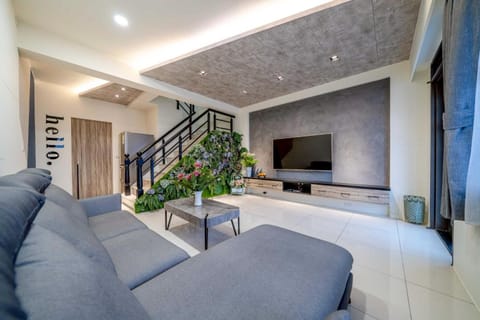 Communal lounge/ TV room