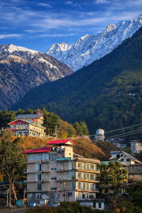 Property building, Natural landscape, Mountain view