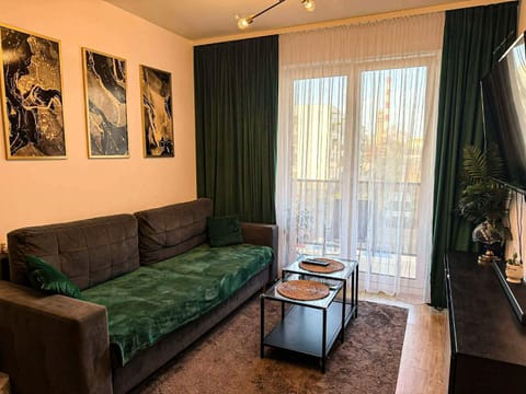 Communal lounge/ TV room, TV and multimedia, Living room, Seating area