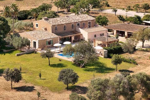 Property building, Natural landscape, Garden