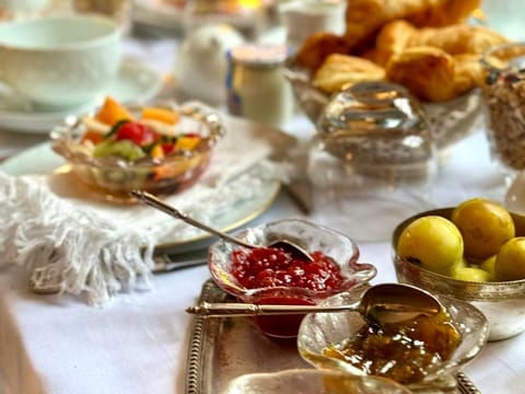 Breakfast, Continental breakfast, Italian breakfast, English/Irish breakfast, American breakfast