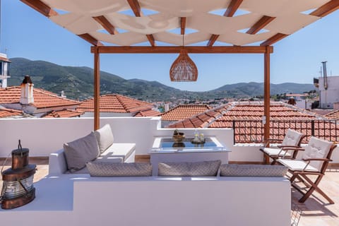 Balcony/Terrace, City view