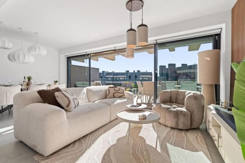 View (from property/room), Balcony/Terrace, Seating area, Dining area, air conditioner, air conditioner