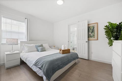 La Casita by TilahStays House in Coconut Grove