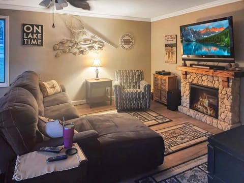 My Okoboji Cottage - 1113 Harpen Street, Wahpeton House in Iowa