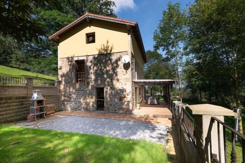 Property building, Garden, Garden view