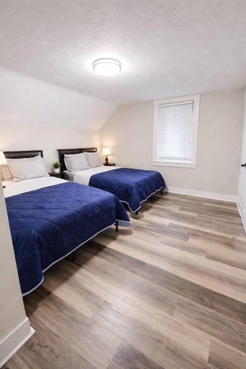 Oshkosh's #1 Home Away From Home House in Oshkosh