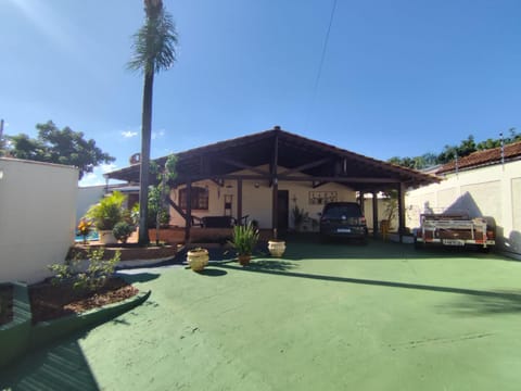 Patio, Facade/entrance, BBQ facilities, Garden, Balcony/Terrace, Swimming pool, Parking
