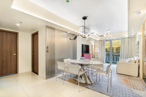 TV and multimedia, Balcony/Terrace, Living room, Seating area, Dining area