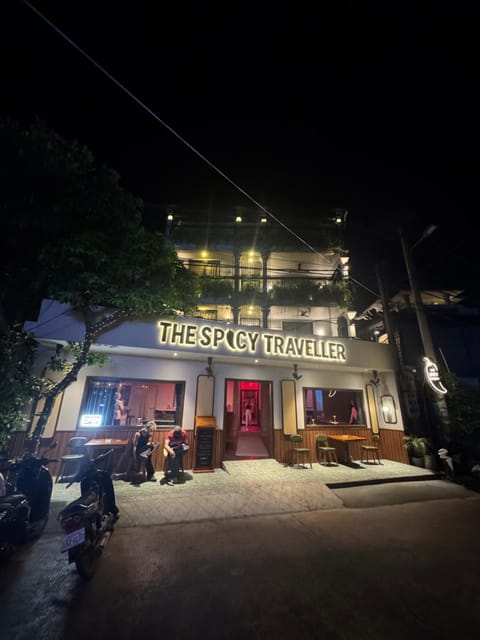 Property building, Night, Lobby or reception, Evening entertainment, Street view