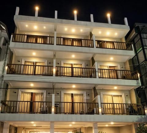 Property building, Night, Balcony/Terrace