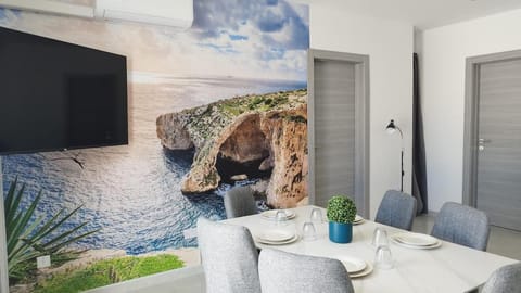 Casa Verde A27 Penthouse - Entire unit Apartment in Saint Paul's Bay