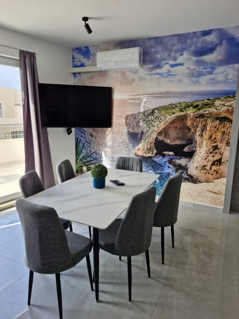 Casa Verde A27 Penthouse - Entire unit Apartment in Saint Paul's Bay