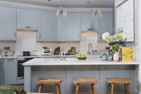 Coffee/tea facilities, Kitchen or kitchenette, Dining area, dishwasher, pet friendly, stove, toaster