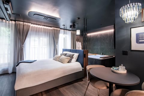 Bed, Bedroom